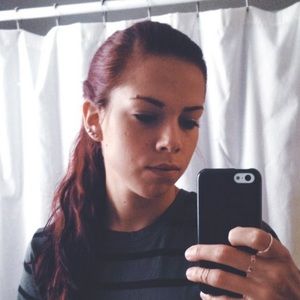 Meet your Posher, Carly